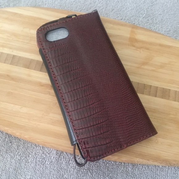 iPhone 8/7 Faux Alligator wallet case - Picture 6 of 7